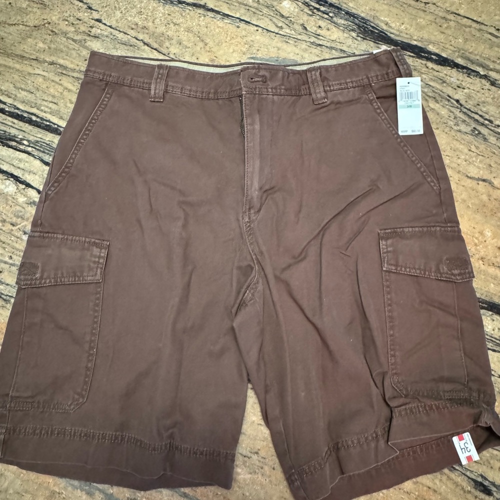 NWT Izod Men's Brown Cargo Shorts